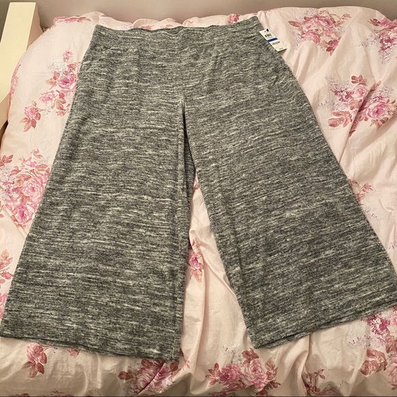 Ideology Pants - NWT Ideology terry capri - wide leg